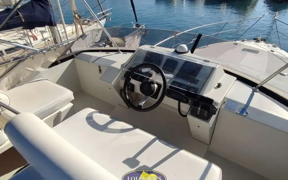 slider 12 Fairline  43 Fly