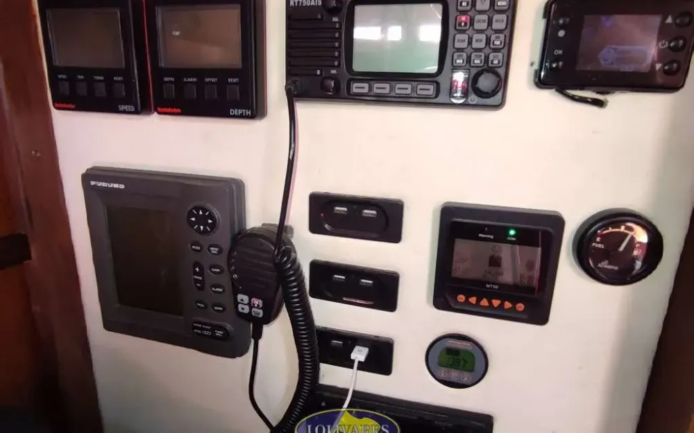 slider 16 Beneteau First 42