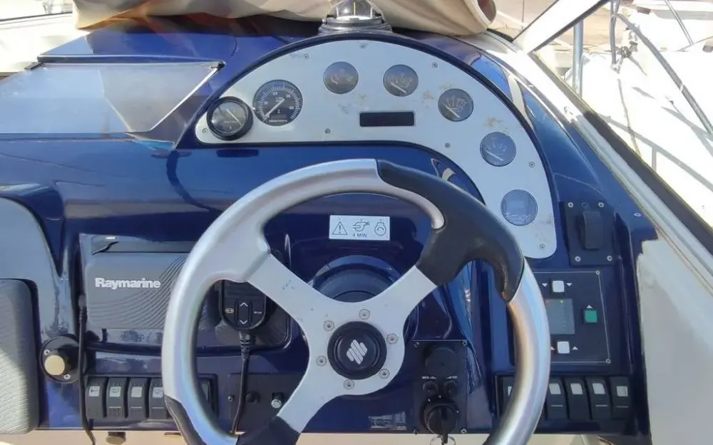 slider 14 Sealine  S 23
