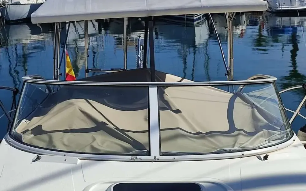slider 16 Sealine  S 23