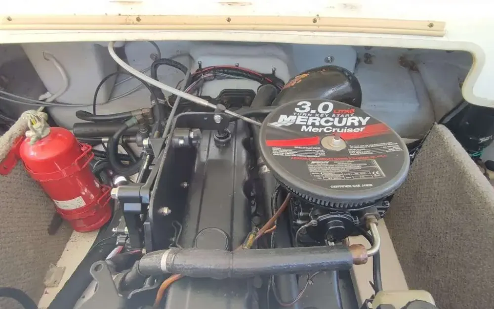 slider 6 Mariah Boats Bow Rider SX 18