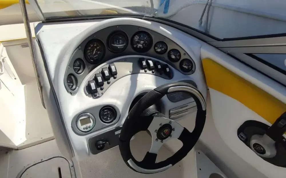 slider 8 Mariah Boats Bow Rider SX 18