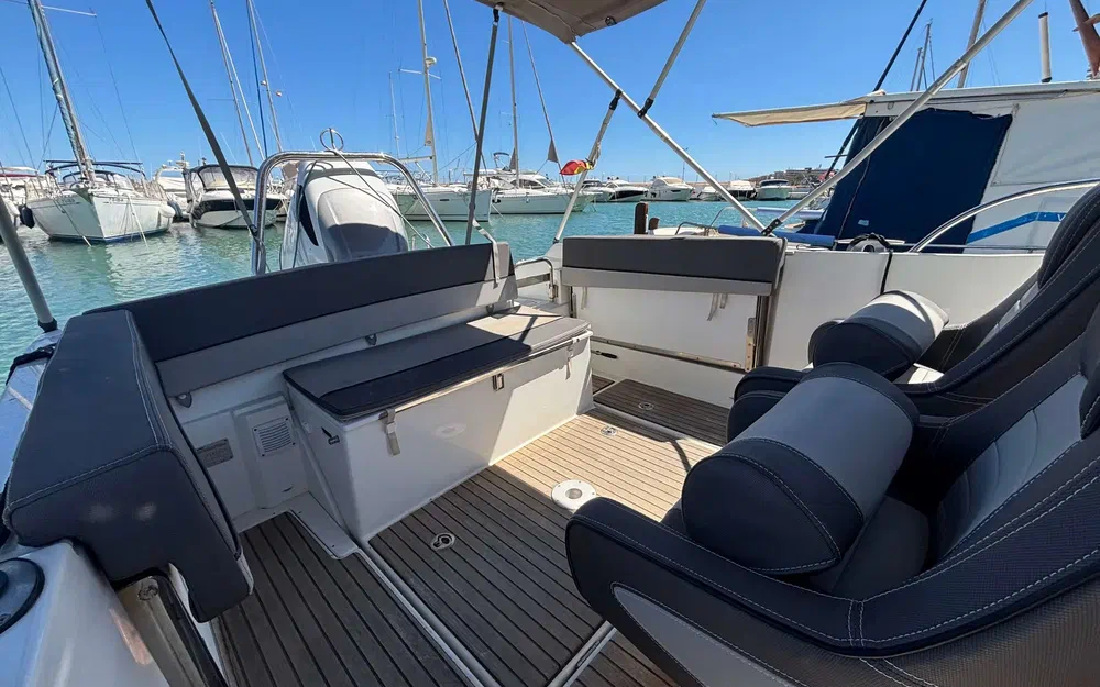 slider 9 Jeanneau Cap Camarat 7.5 WA