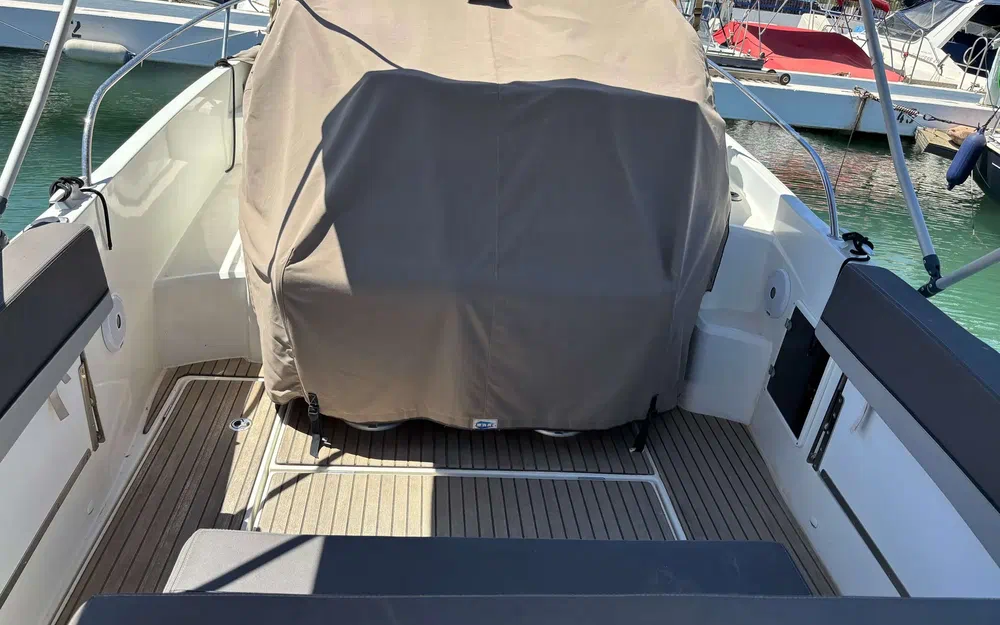 slider 3 Jeanneau Cap Camarat 7.5 WA