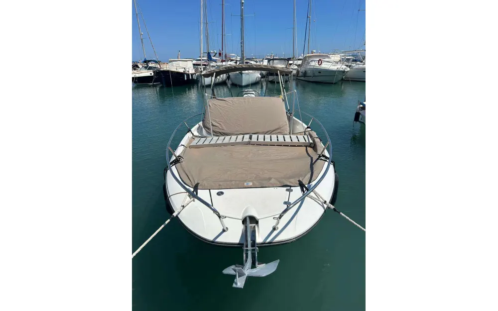 slider 5 Jeanneau Cap Camarat 7.5 WA Serie 2