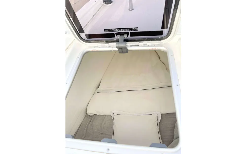 slider 22 Lagoon  46