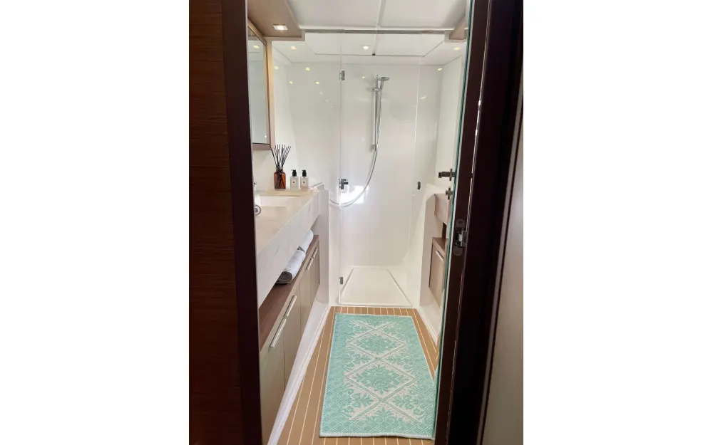 slider 29 Lagoon  46