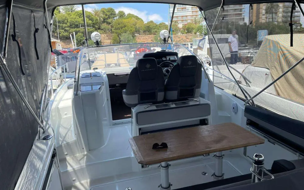 slider 3 Jeanneau Cap Camarat 9.0 WA