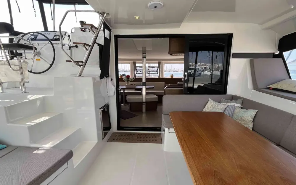 slider 23 Lagoon  42
