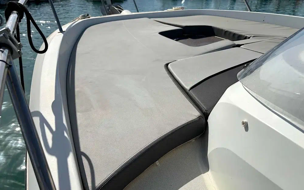 slider 5 Jeanneau Cap Camarat 7.5 WA