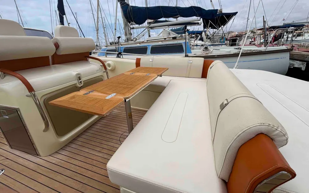 slider 2 Invictus  280 GT