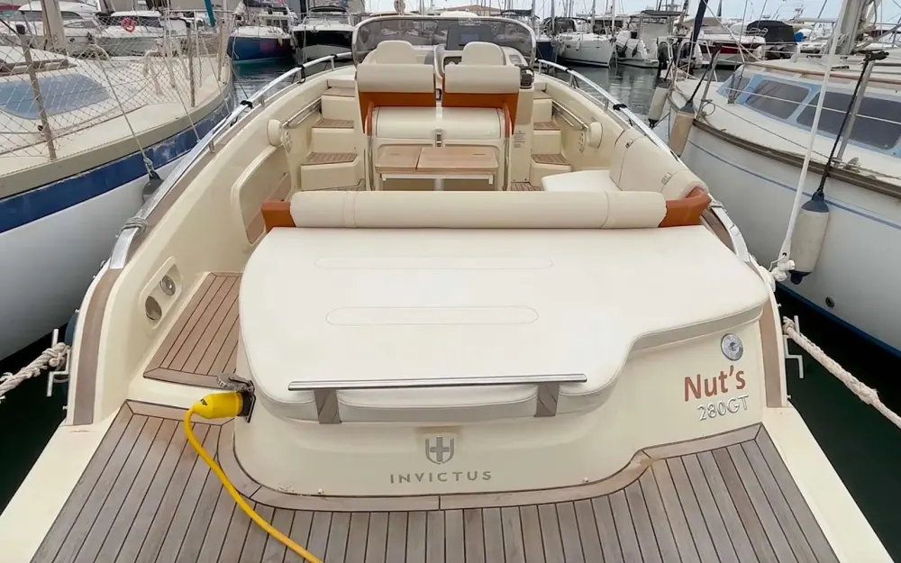 slider 8 Invictus  280 GT