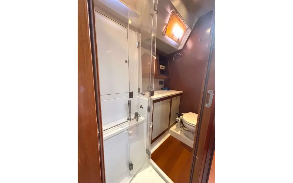slider 17 Beneteau Oceanis 58