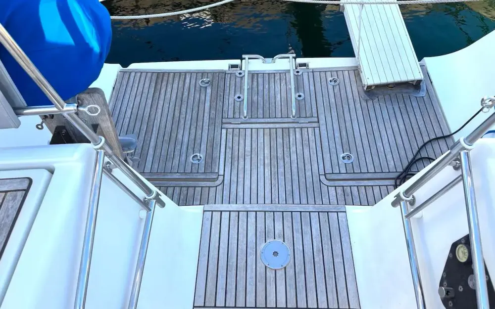 slider 2 Beneteau Oceanis 58
