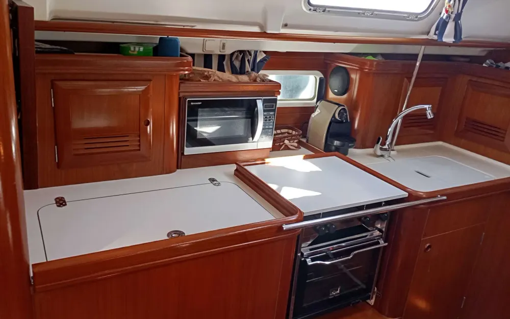 slider 7 Beneteau Oceanis 411 Clipper