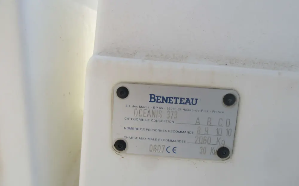 slider 10 Beneteau Oceanis 373 Clipper