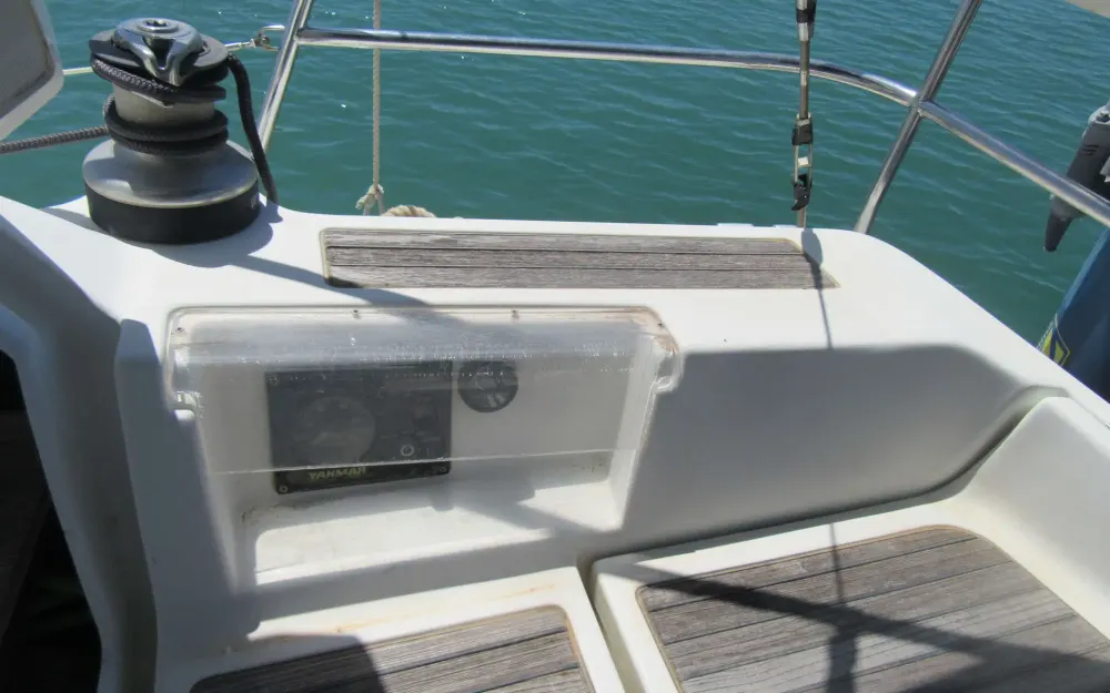 slider 8 Beneteau Oceanis 373 Clipper