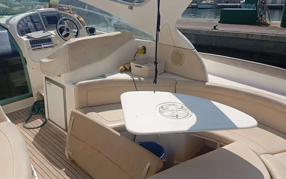 slider 4 Jeanneau Prestige 34