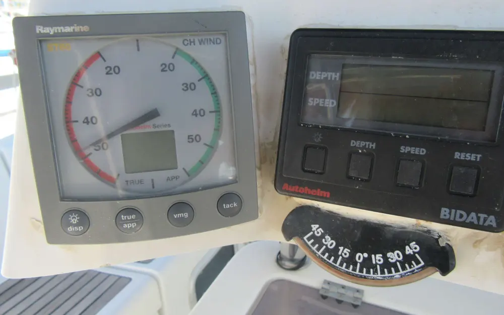 slider 4 Beneteau Oceanis 400