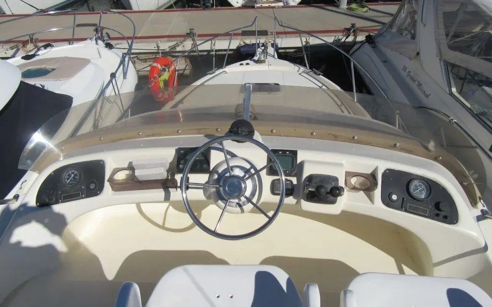 slider 32 Rodman  900 Fly