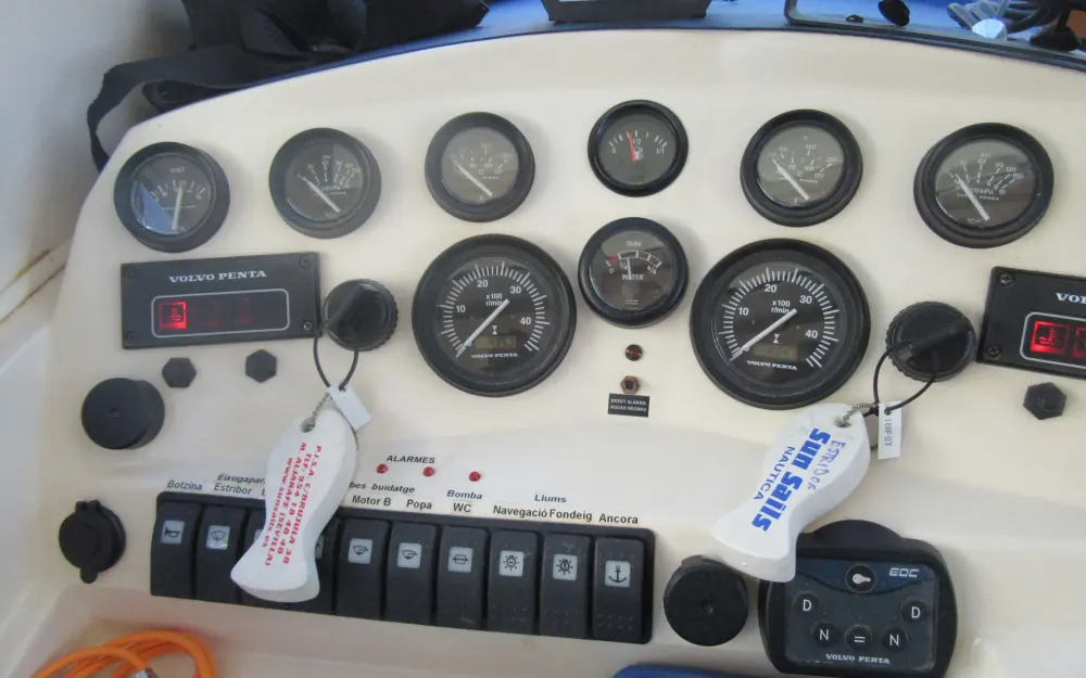 slider 33 Rodman  900 Fly