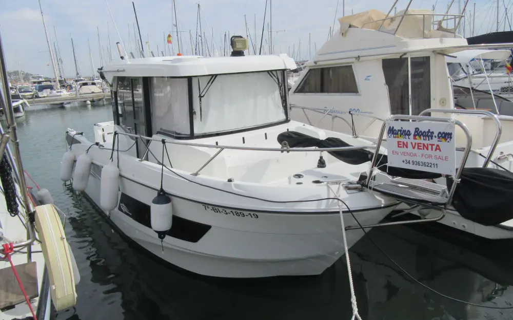 slider 17 Beneteau Barracuda 9