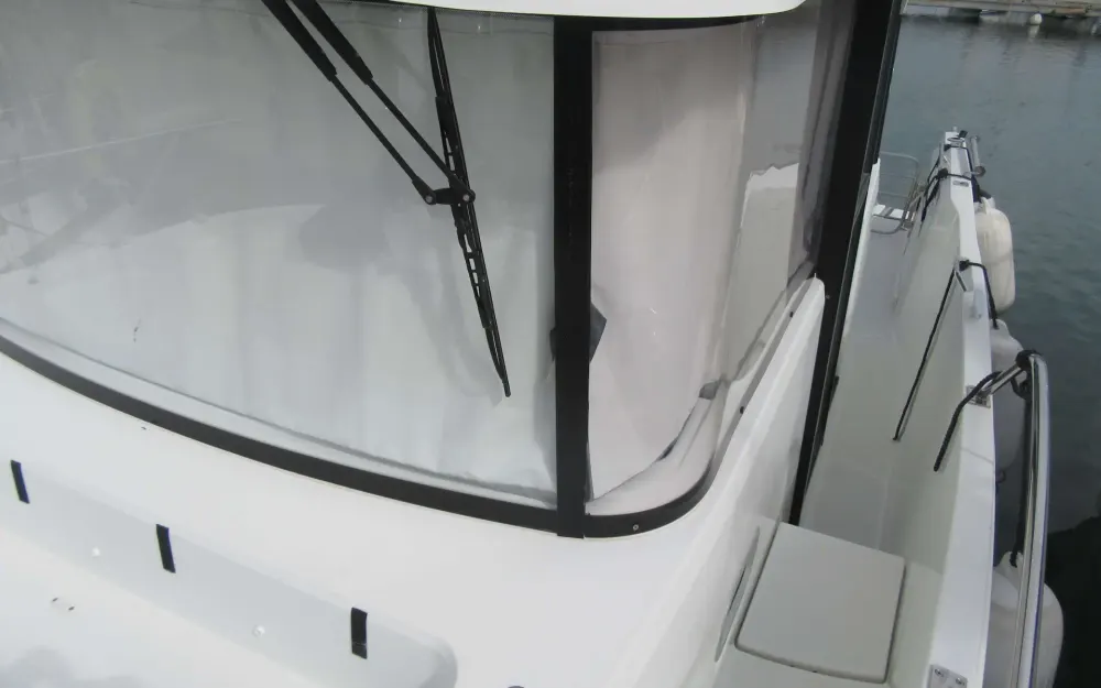 slider 19 Beneteau Barracuda 9