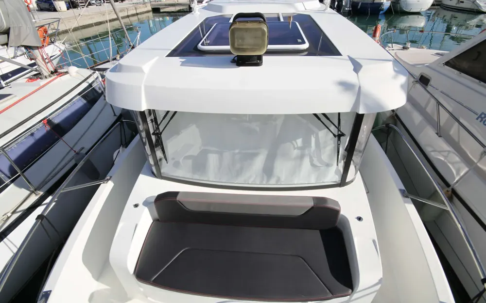 slider 20 Beneteau Barracuda 9