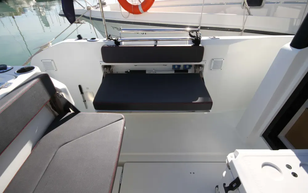 slider 29 Beneteau Barracuda 9