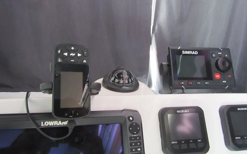 slider 45 Beneteau Barracuda 9