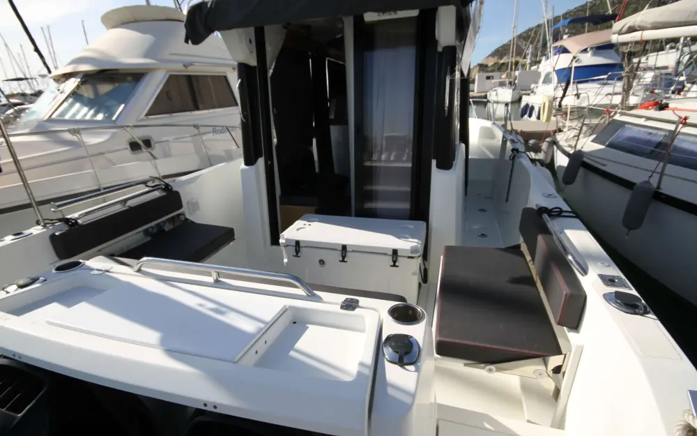 slider 7 Beneteau Barracuda 9