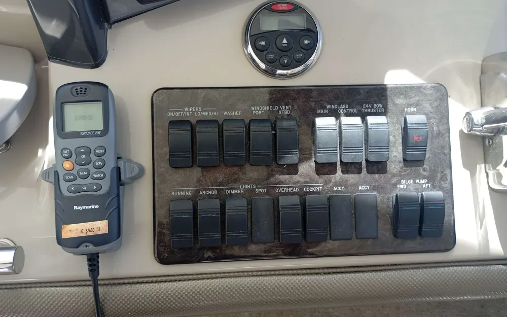 slider 31 Sea Ray  515 Sundancer