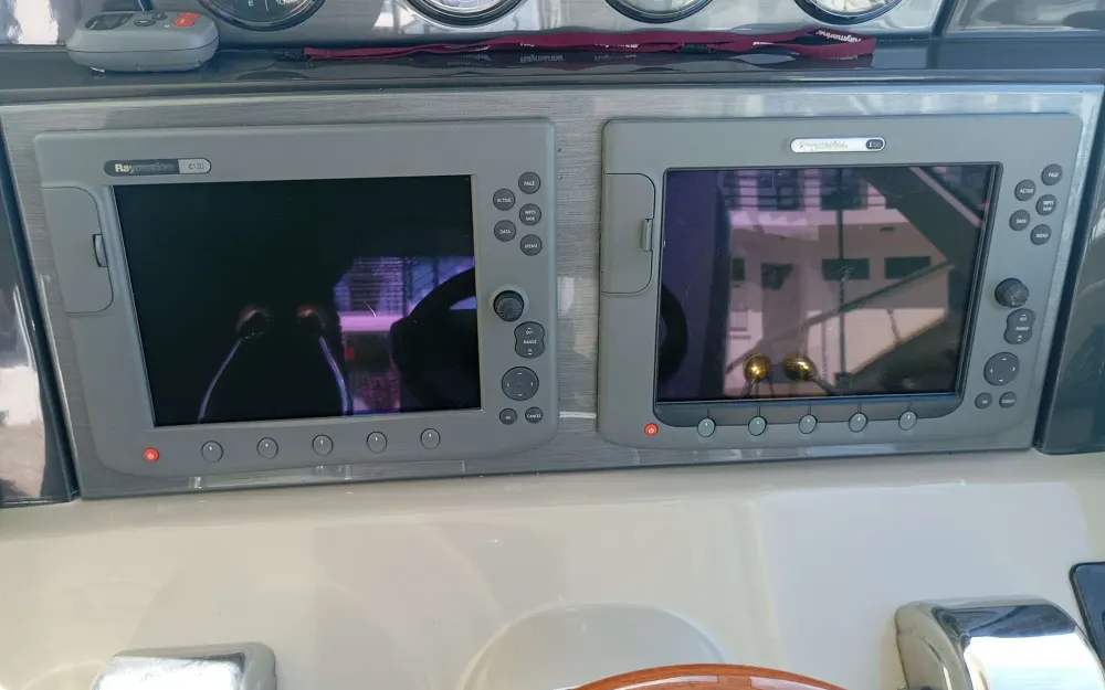 slider 33 Sea Ray  515 Sundancer