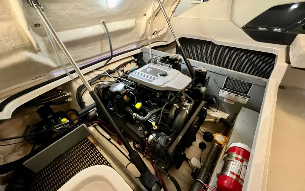 slider 8 Monterey  268 SS