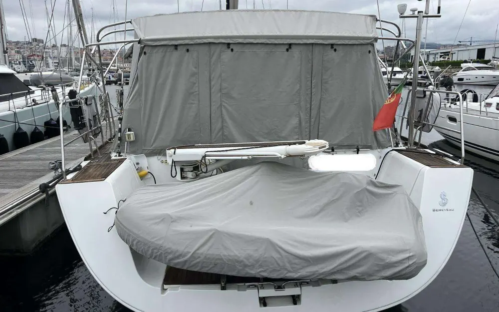 slider 11 Beneteau Oceanis 58