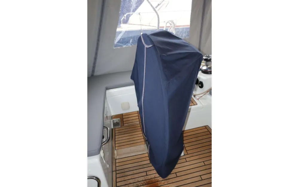 slider 13 Beneteau Oceanis 58