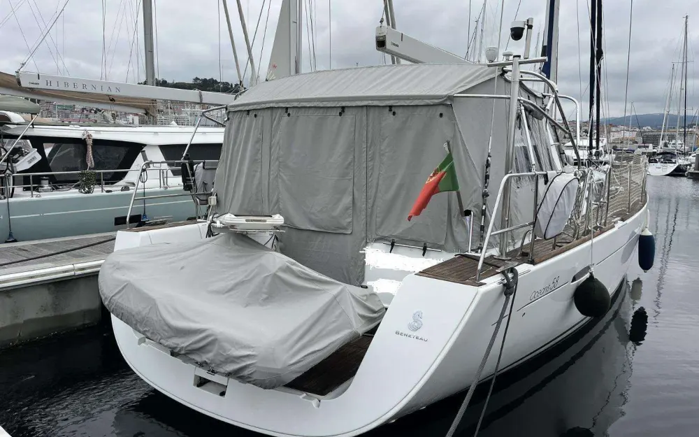 slider 25 Beneteau Oceanis 58