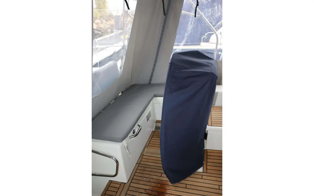 slider 26 Beneteau Oceanis 58
