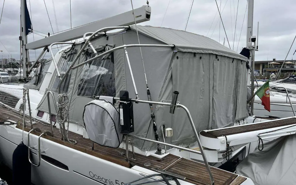 slider 2 Beneteau Oceanis 58