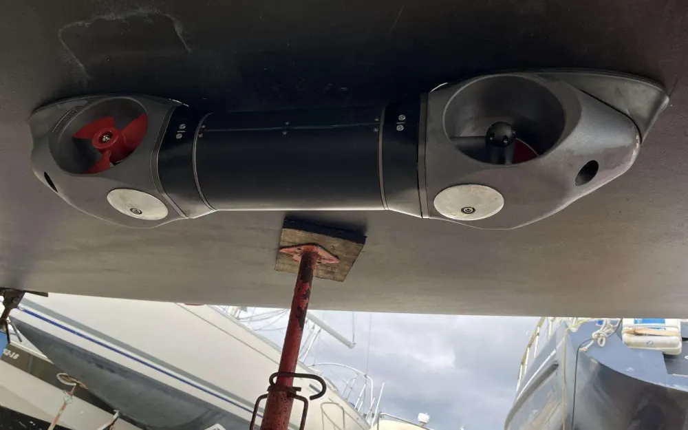 slider 4 Beneteau Oceanis 58