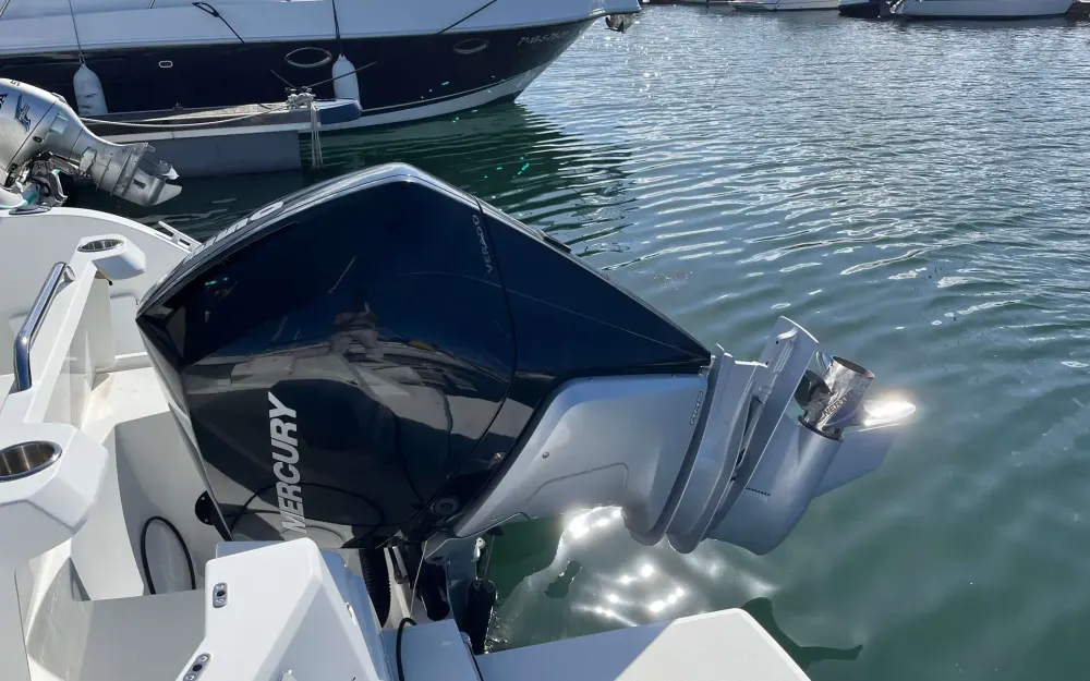 slider 5 Beneteau Antares 8 OB