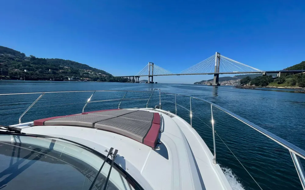 slider 31 Beneteau Gran Turismo 49 Fly