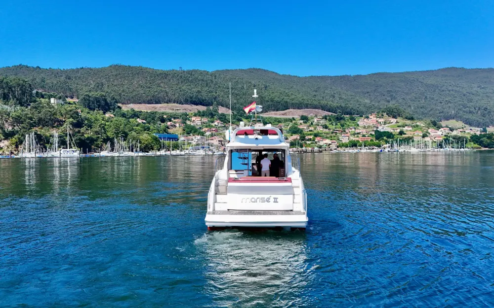 slider 32 Beneteau Gran Turismo 49 Fly