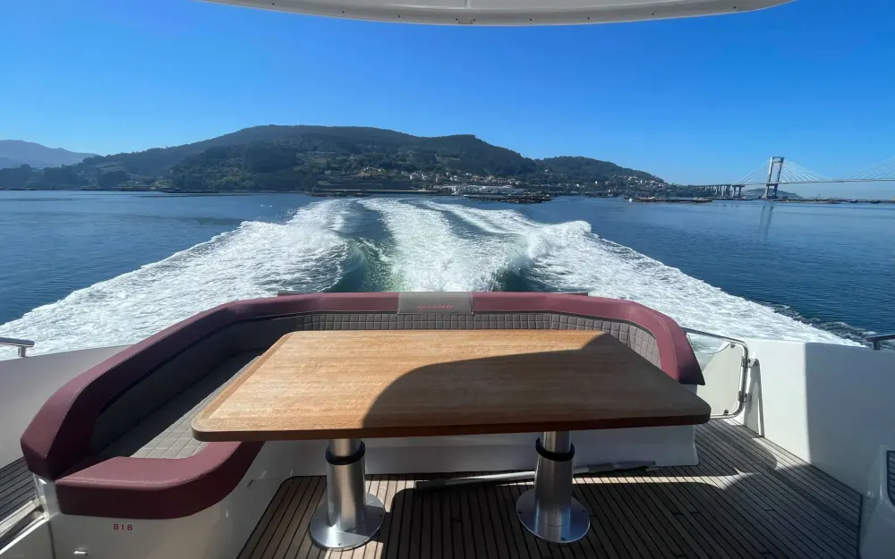 slider 38 Beneteau Gran Turismo 49 Fly
