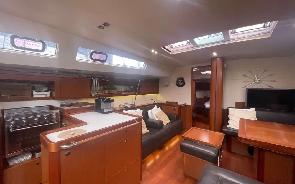 slider 19 Beneteau Oceanis 58