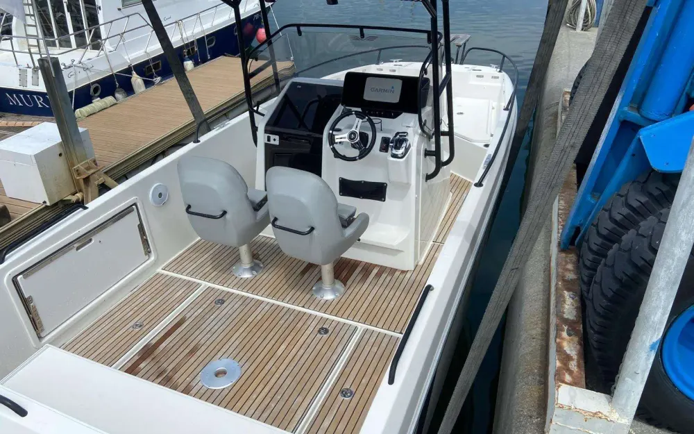 slider 6 Beneteau Flyer 8 SPACEdeck