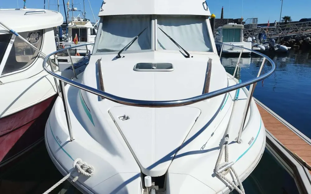 slider 6 Beneteau Antares 805