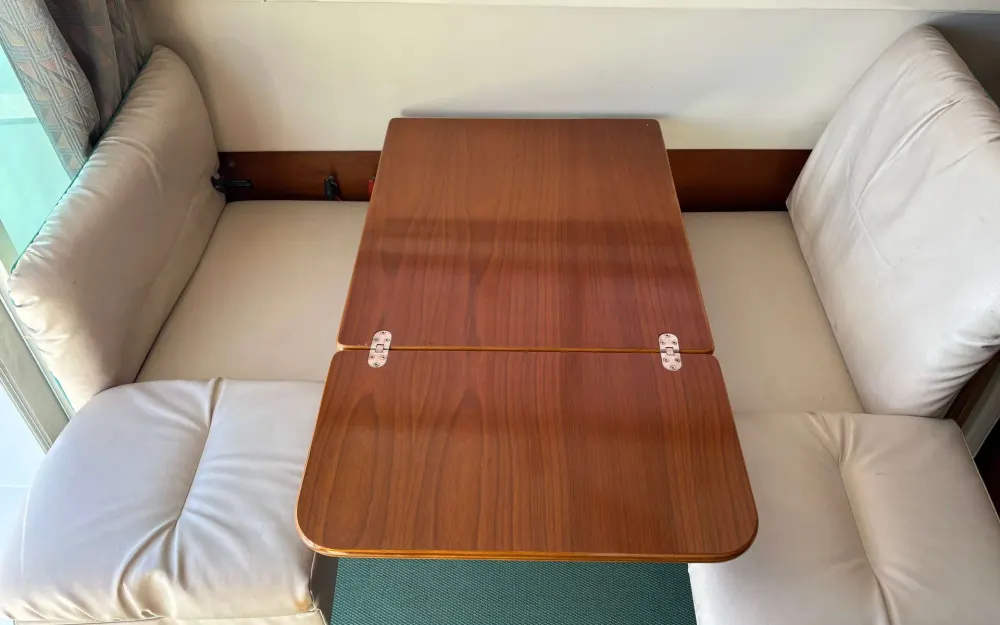 slider 7 Beneteau Antares 805