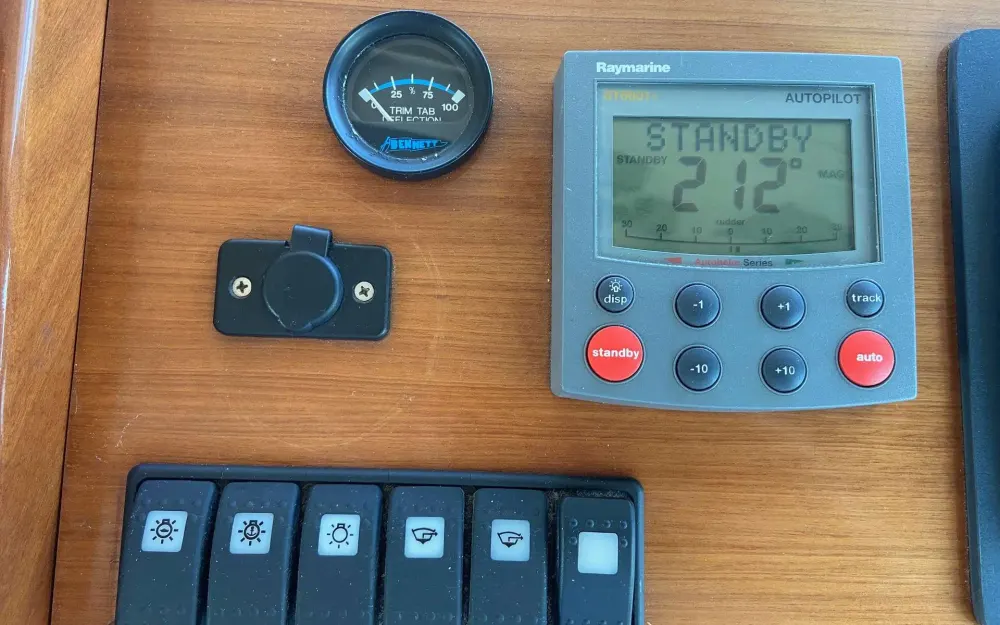 slider 5 Starfisher  1100