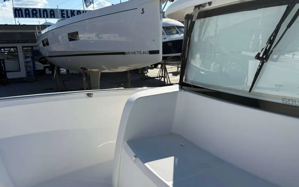 slider 26 Beneteau Barracuda 9 Fly